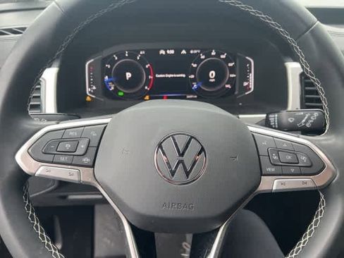 Used 2023 Volkswagen Atlas Cross Sport SE w/ Black Wheel Package image 12