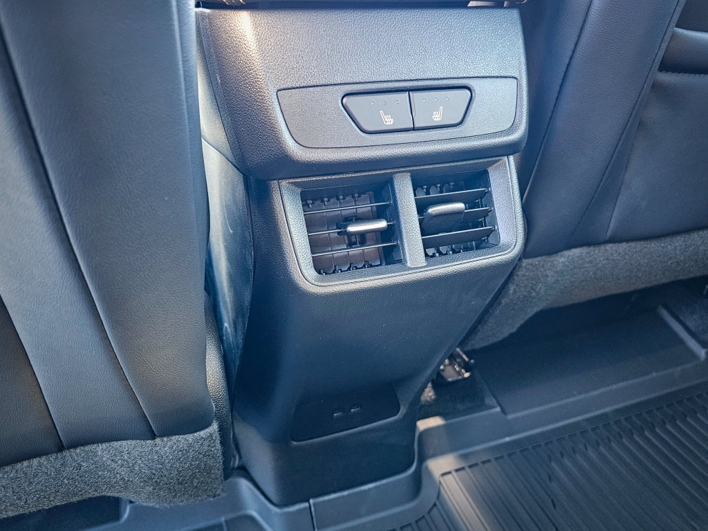 New 2027 GMC Terrain Elevation w/ Elevation Premium Package AWD/4WD image 33