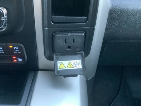 Used 2017 RAM 1500 Big Horn image 66