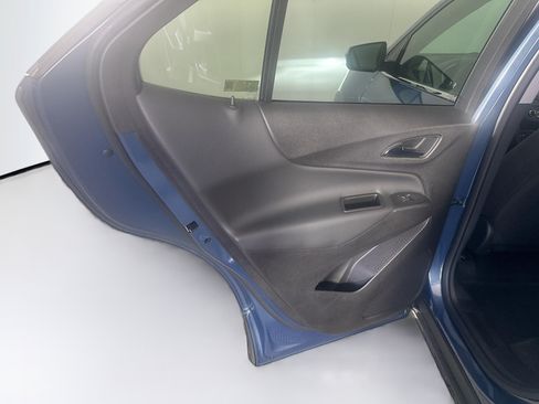 Used 2024 Chevrolet Equinox LT AWD/4WD image 25