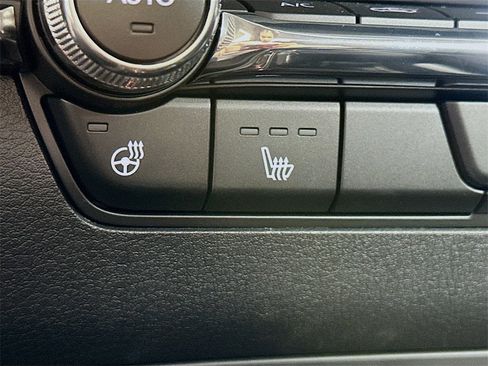 Certified 2025 MAZDA MAZDA3 2.5 Turbo Sedan w/Premium Plus image 20