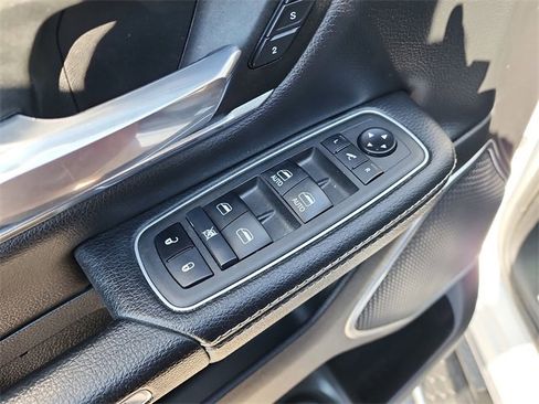 Used 2021 RAM 1500 Laramie image 14