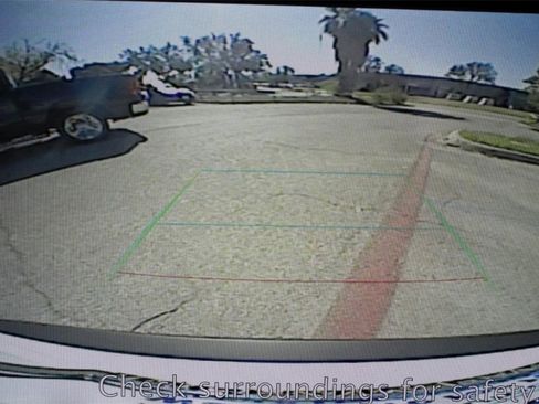 New 2025 Nissan Kicks SV w/ Interior Electronics Package image 17