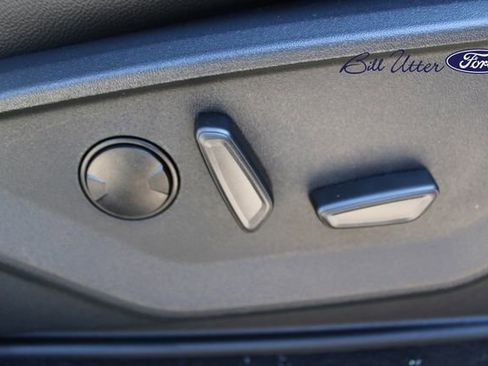 New 2026 Ford F350 Lariat w/ Black Appearance Package image 8