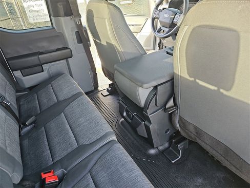 Used 2023 Ford F250 XL w/ XL Chrome Package image 11