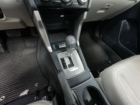 Used 2016 Subaru Forester 2.5i Limited w/ Popular Package #1 AWD/4WD image 15