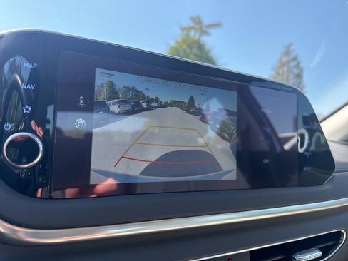 Used 2023 Hyundai Sonata SEL w/ Convenience Package image 12