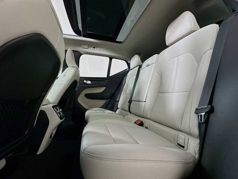 New 2026 Volvo XC40 B5 Ultra w/ Climate Package AWD/4WD image 22