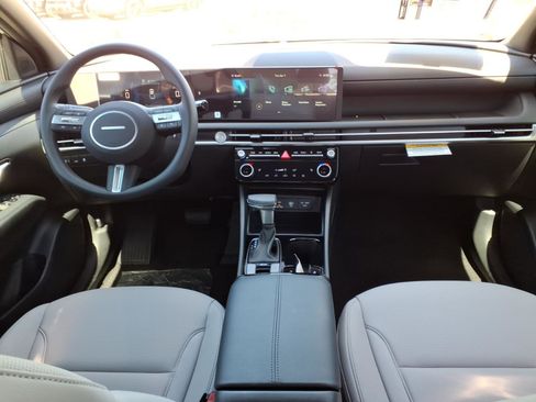 New 2026 Hyundai Santa Cruz SEL FWD image 10