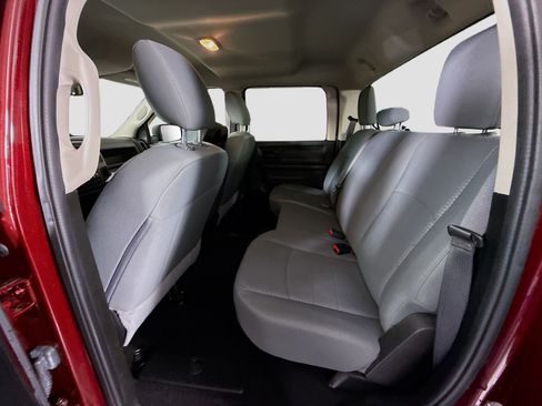 Used 2020 RAM 1500 Tradesman w/ Chrome Plus Package RWD image 24