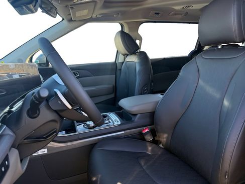 New 2026 Kia Carnival SX FWD image 9