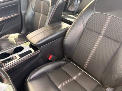 Certified 2025 Nissan Altima 2.5 SR FWD image 19