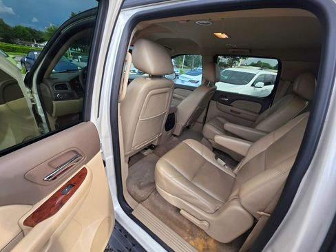 Used 2012 GMC Yukon XL SLT w/ Regional Value Package RWD image 13