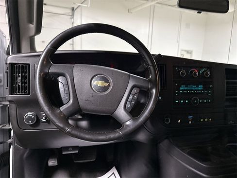 Used 2020 Chevrolet Express 2500 w/ Communications Package image 18