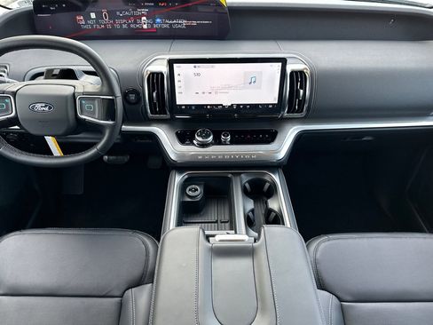 New 2026 Ford Expedition Max Platinum AWD/4WD image 10