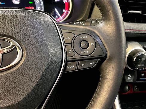 Used 2020 Toyota RAV4 TRD Off-Road image 23