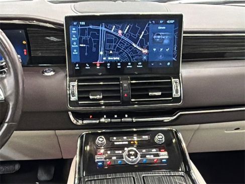 Used 2023 Lincoln Navigator L Black Label image 23