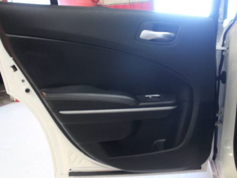 Used 2022 Dodge Charger SXT w/ Leather Interior Group image 15