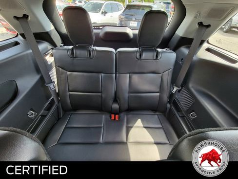 Used 2022 Ford Explorer Limited w/ Equipment Group 301A image 18