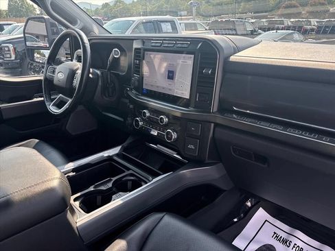 Used 2024 Ford F250 Lariat w/ Lariat Ultimate Package AWD/4WD image 13