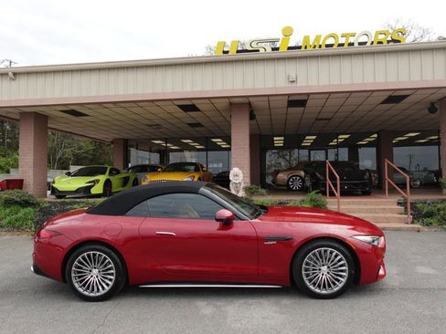 Used 2023 Mercedes-Benz SL 43 AMG w/ Driver Assistance Package image 23