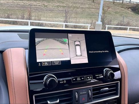 Used 2023 INFINITI QX80 Sensory w/ Cargo Package image 21