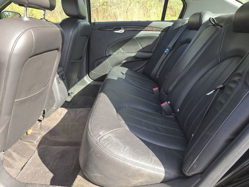 Used 2007 Buick Lucerne CXS image 14