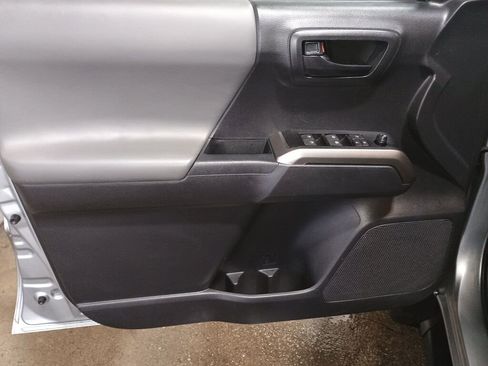 Used 2023 Toyota Tacoma SR5 image 6