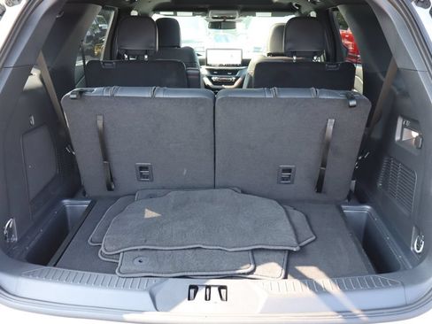 Used 2025 Ford Explorer ST-Line w/ Premium Package AWD/4WD image 27