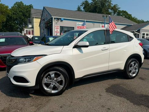 Used 2021 Honda HR-V LX image 8