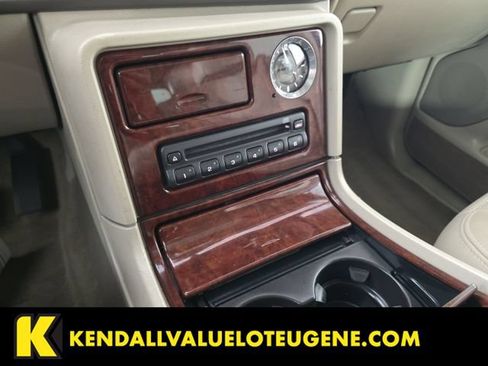 Used 2006 Cadillac Escalade AWD image 18