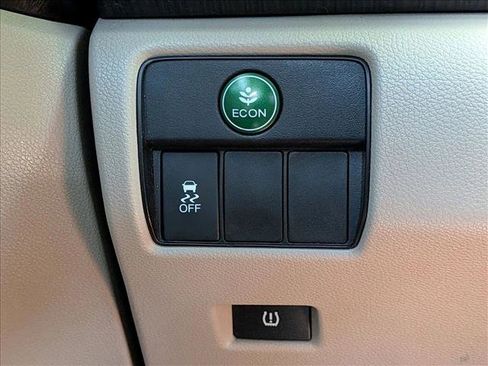 Used 2014 Honda Accord EX image 11