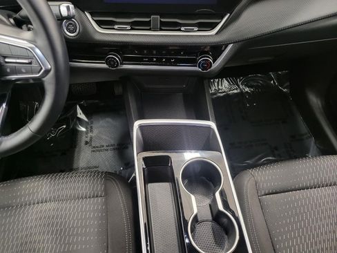 Used 2025 Chevrolet Equinox LT image 17