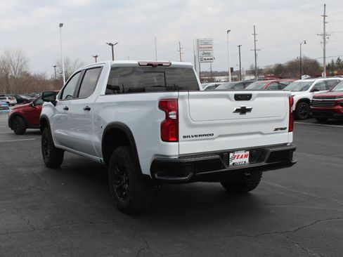 New 2026 Chevrolet Silverado 1500 ZR2 AWD/4WD image 5
