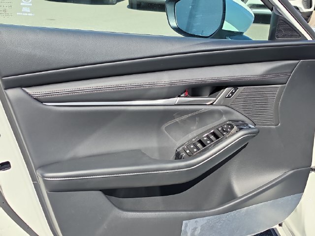 New 2026 MAZDA MAZDA3 s FWD image 17