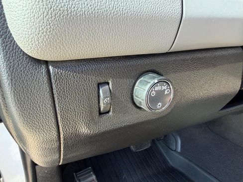 Used 2020 Chevrolet Colorado W/T w/ WT Convenience Package image 32