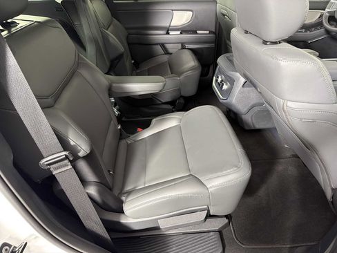 Used 2026 Ford Expedition Active RWD image 15