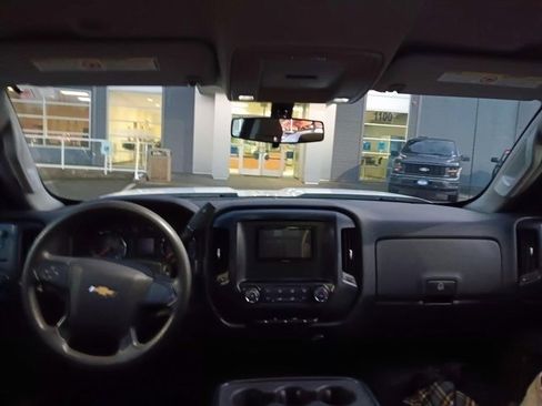 Used 2017 Chevrolet Silverado 2500 W/T image 7