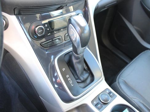 Used 2013 Ford C-MAX SEL image 15