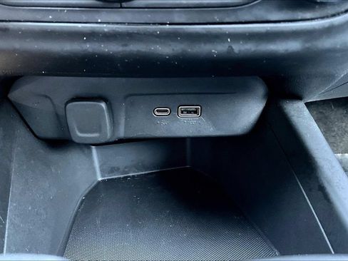 Used 2024 Chevrolet Trax LS w/ LS Convenience Package FWD image 15