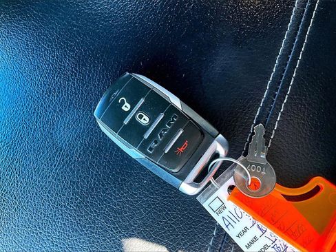 Used 2020 RAM 1500 Big Horn image 12