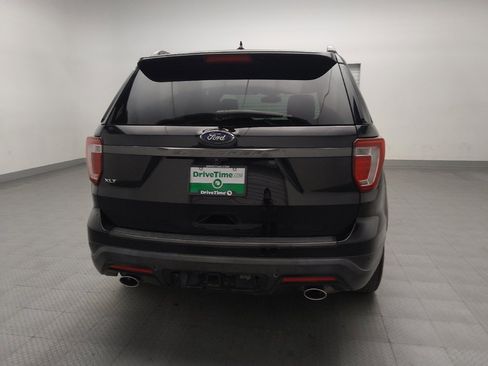 Used 2019 Ford Explorer XLT w/ Equipment Group 202A image 7