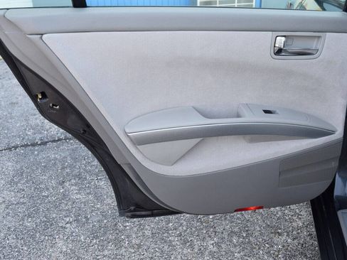 Used 2005 Nissan Maxima 3.5 SE image 34