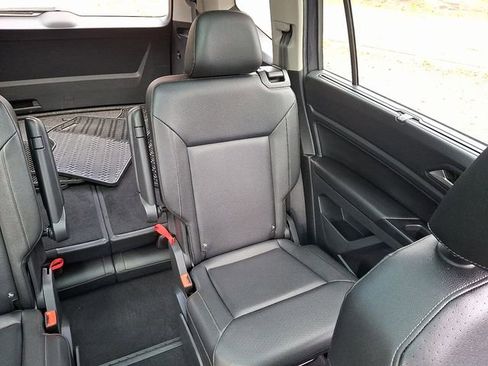 Used 2020 Volkswagen Atlas SE w/ Panoramic Sunroof Package image 20