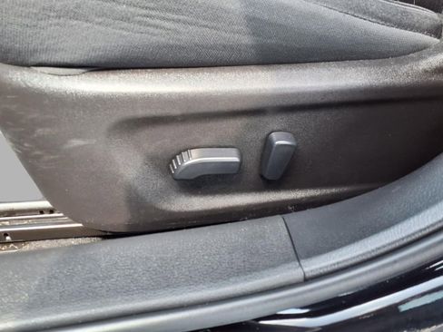 Certified 2025 Nissan Altima 2.5 SV FWD image 23