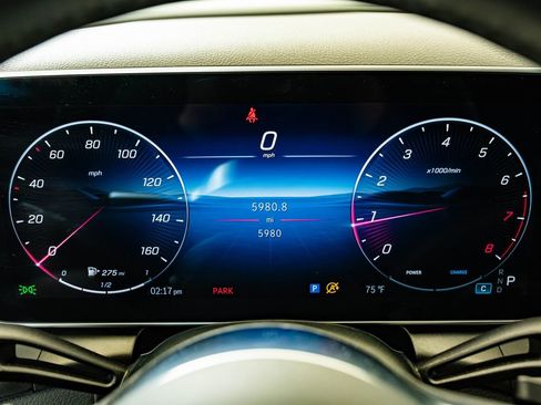 Certified 2025 Mercedes-Benz GLC 300 4MATIC image 29