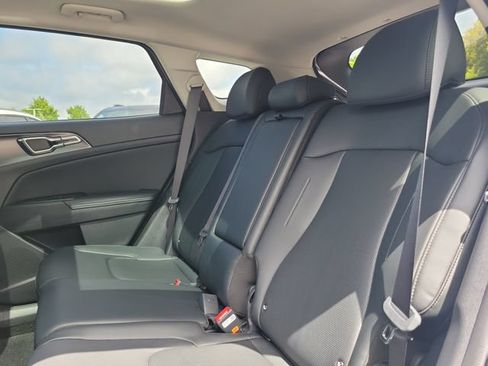 New 2026 Kia Sportage SX FWD image 9
