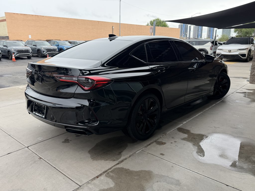 Used 2025 Acura TLX w/ Technology Package FWD image 4