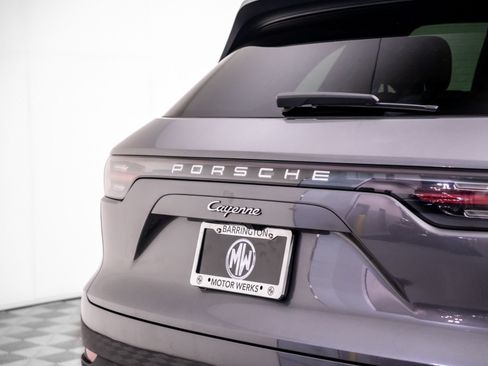 Used 2021 Porsche Cayenne E-Hybrid AWD/4WD image 39