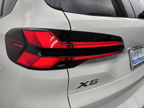 New 2026 BMW X5 xDrive50e image 19